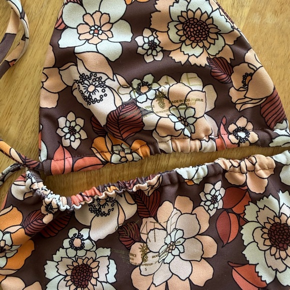 Skatie Bryon Bikini Set - Picture 3 of 5